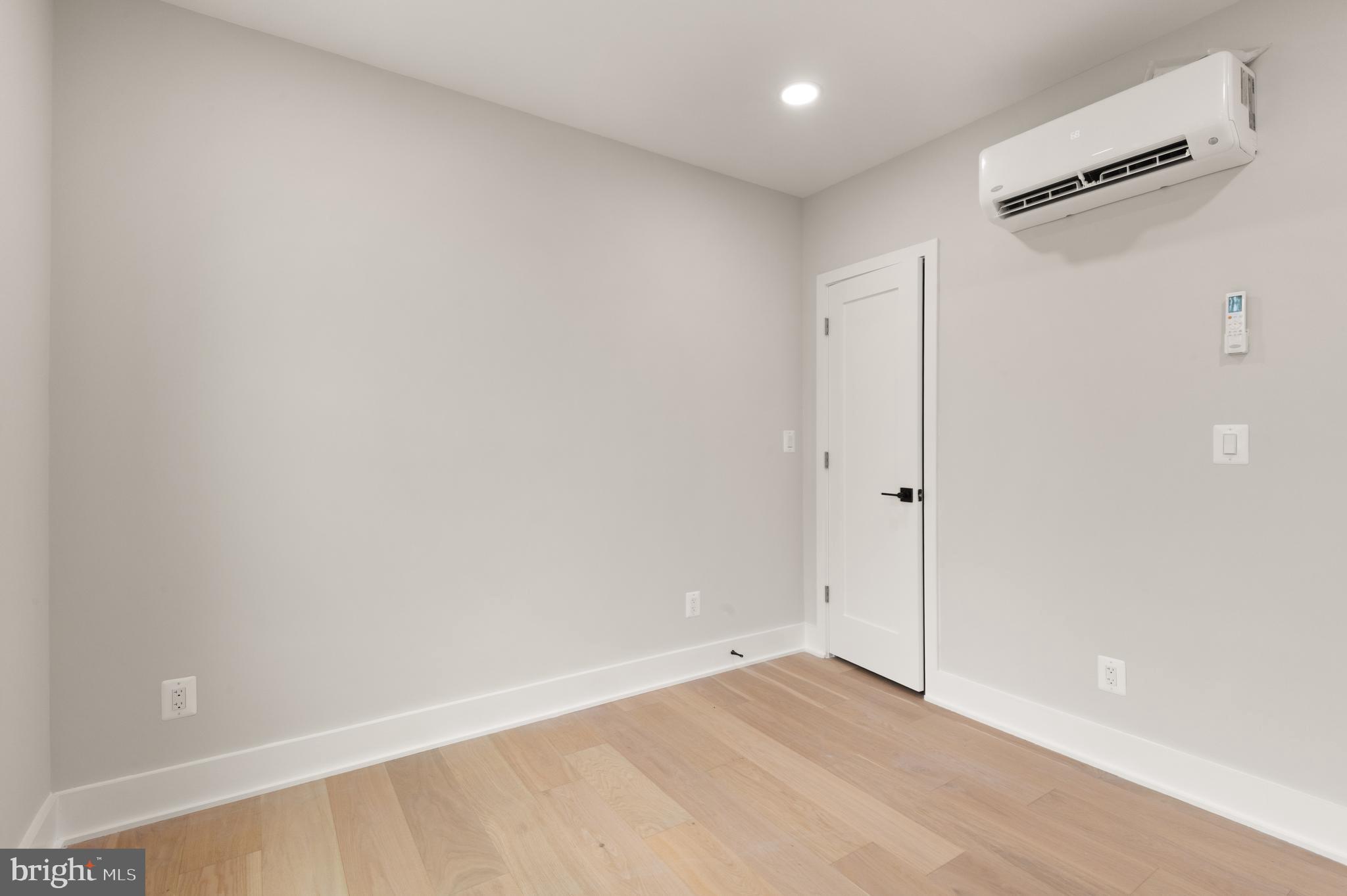 Real estate listing preview #65