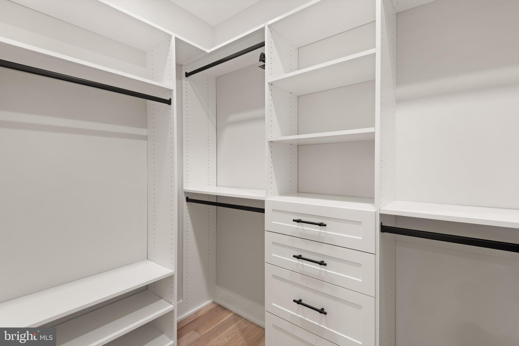 Real estate listing preview #57