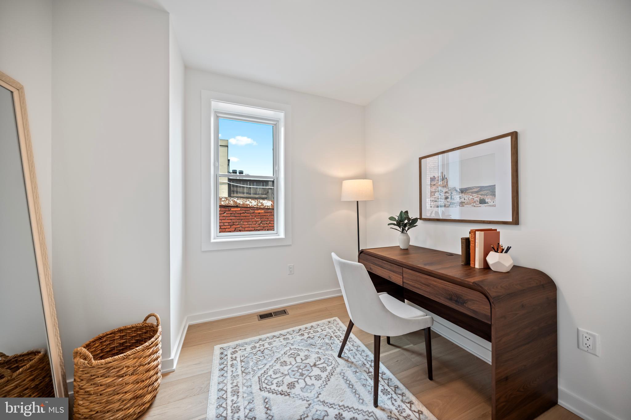 Real estate listing preview #33