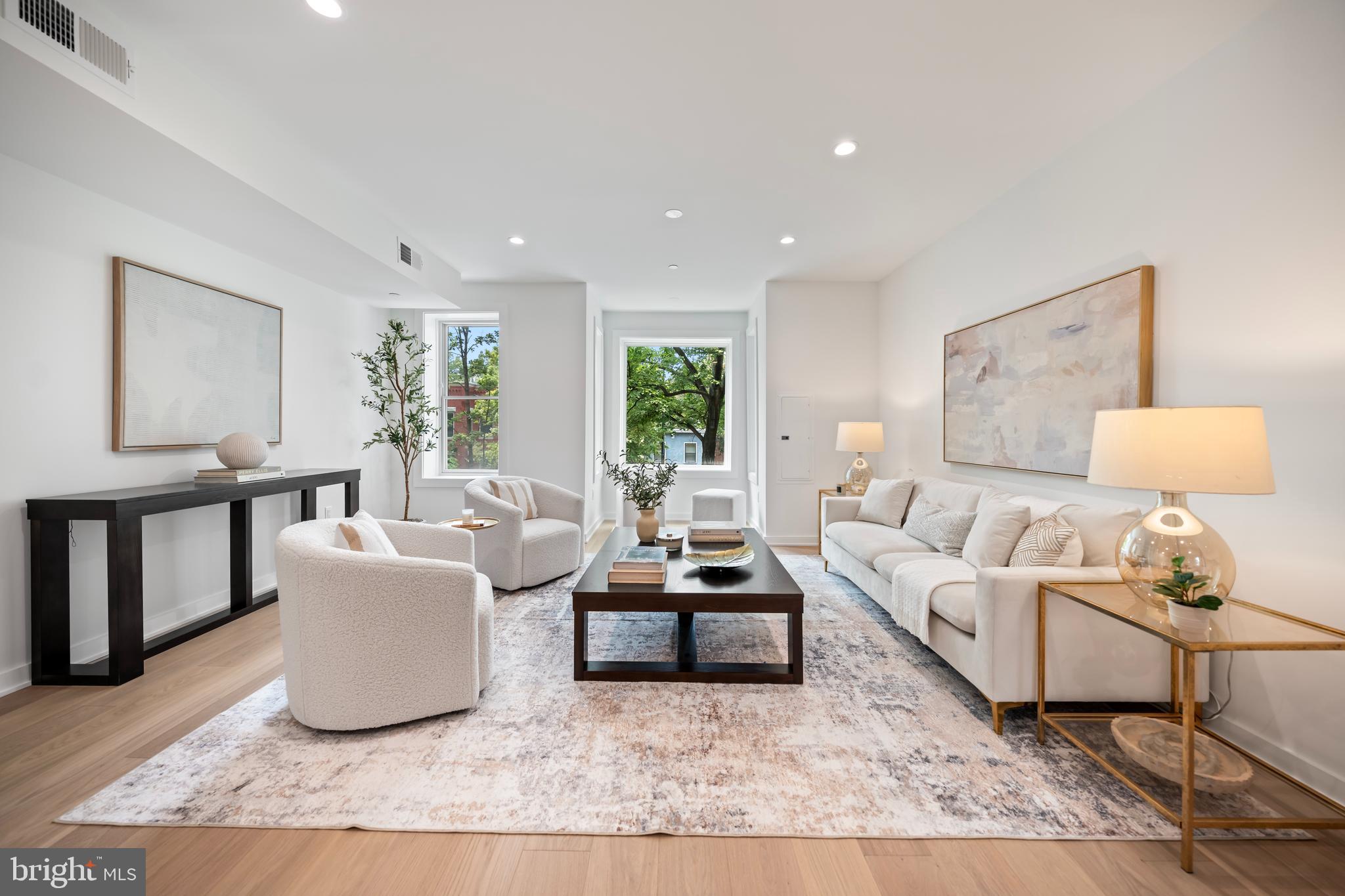 Real estate listing preview #5