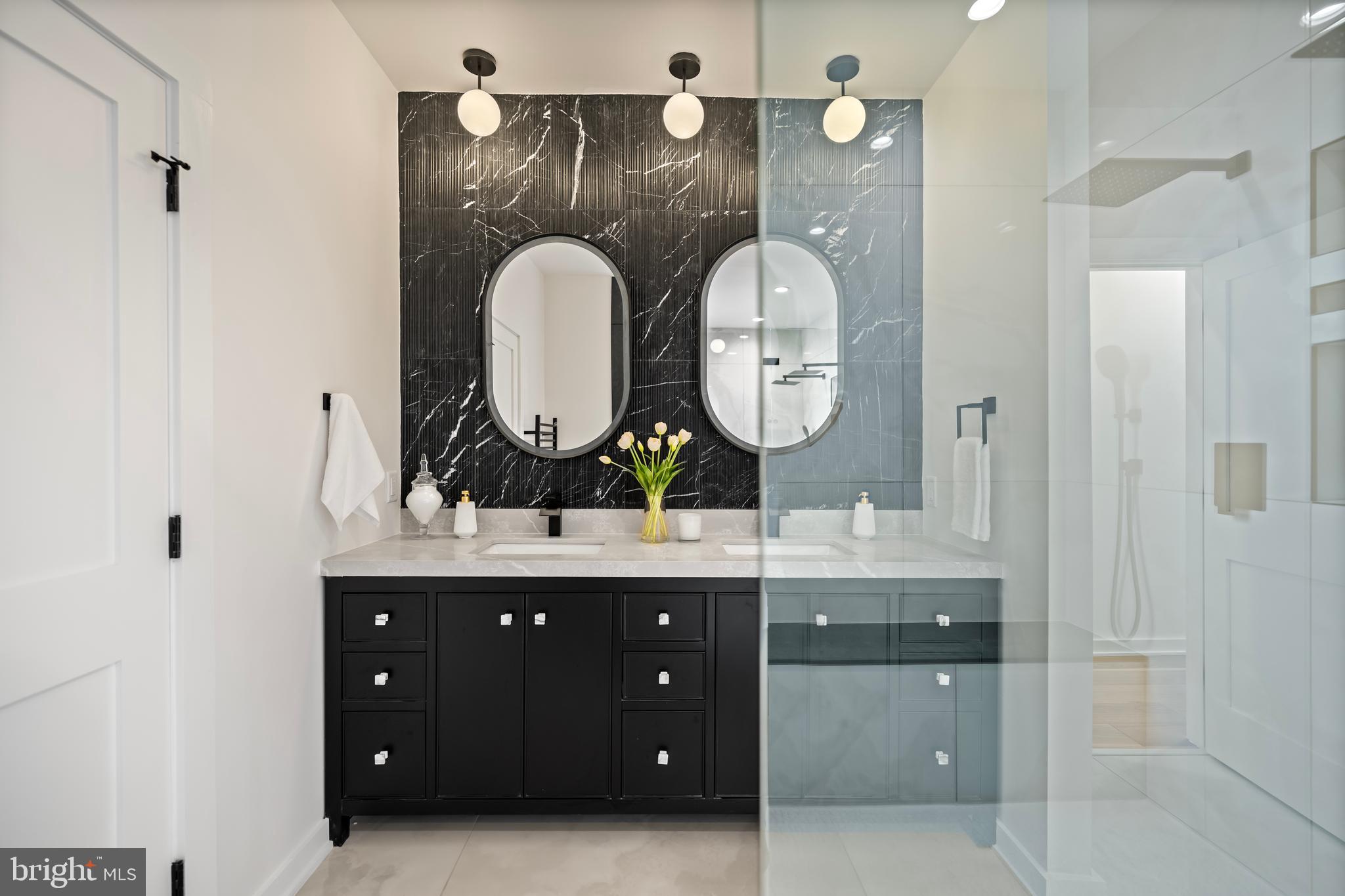 Real estate listing preview #25