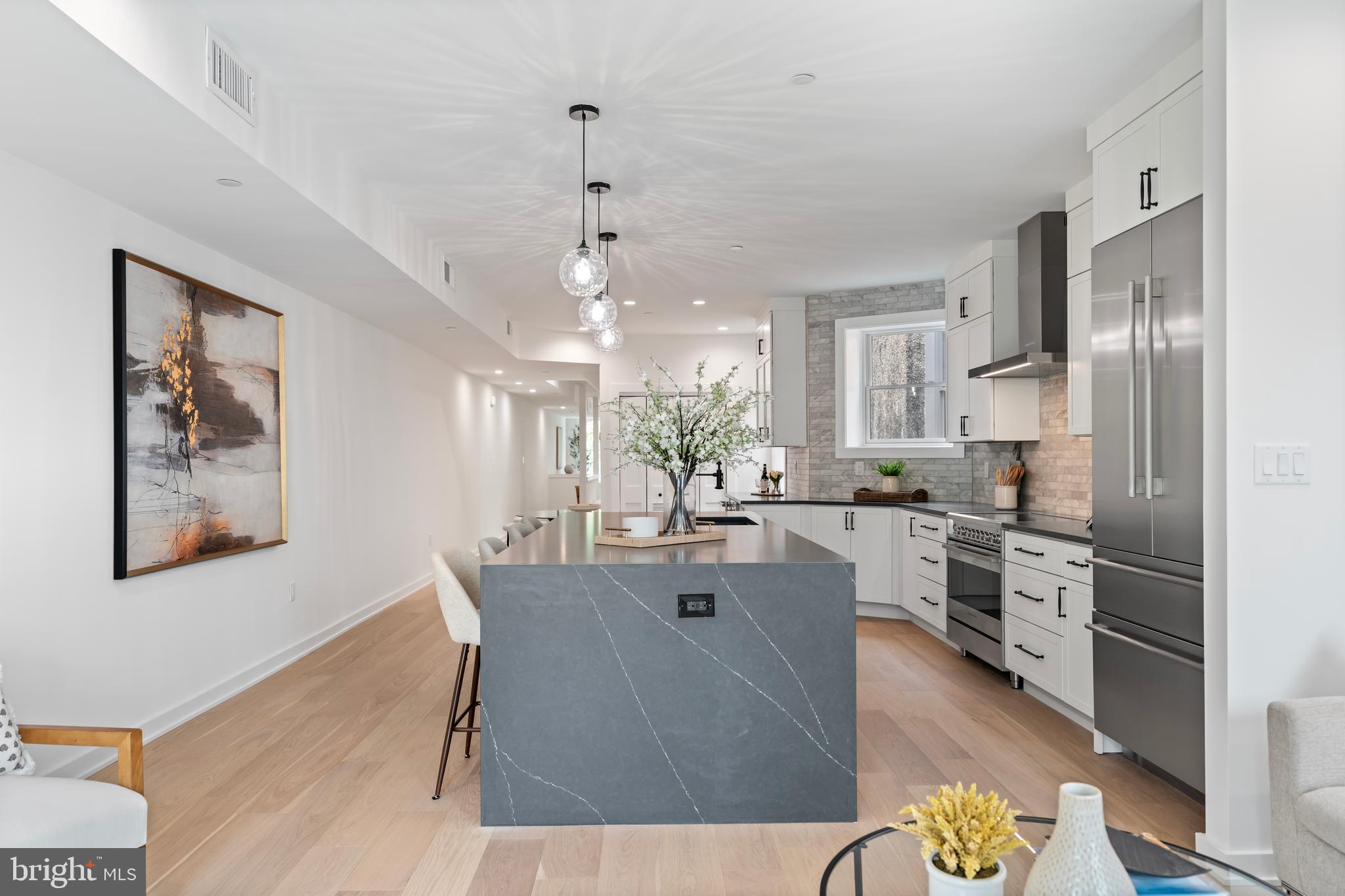 Real estate listing preview #18