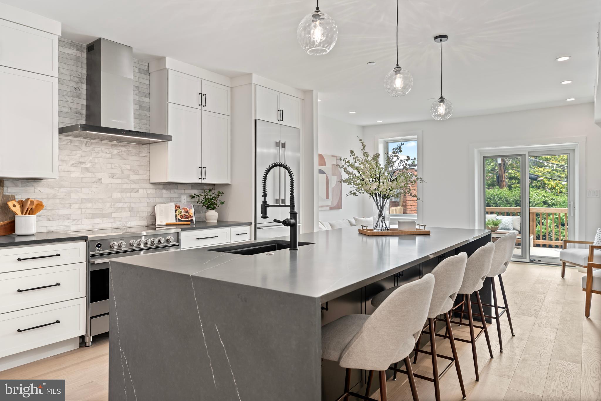 Real estate listing preview #13