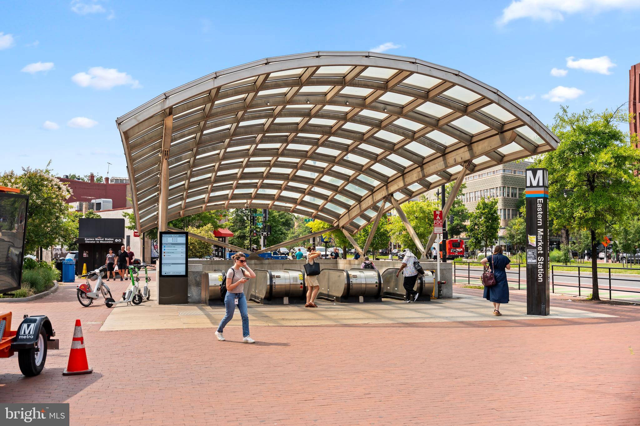 Real estate listing preview #49