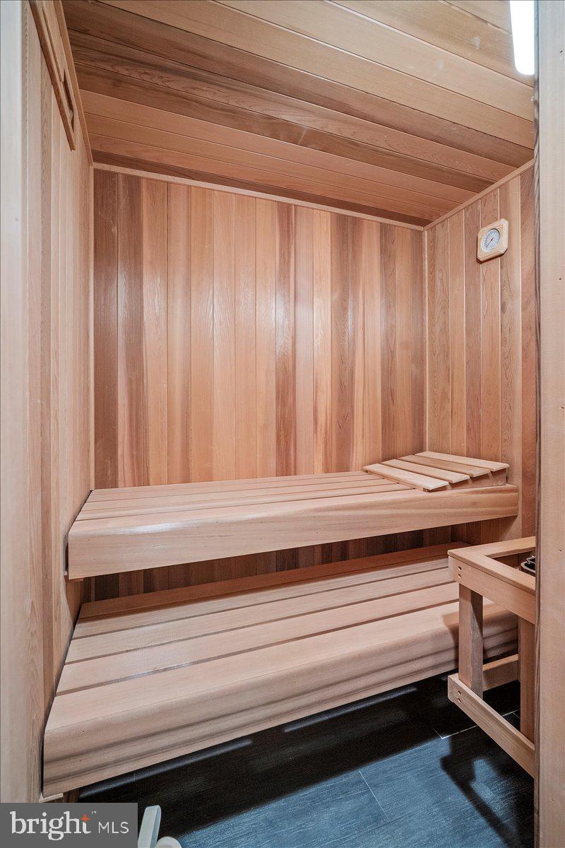 Real estate listing preview #58