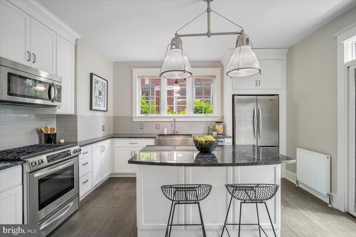 Real estate listing preview #18