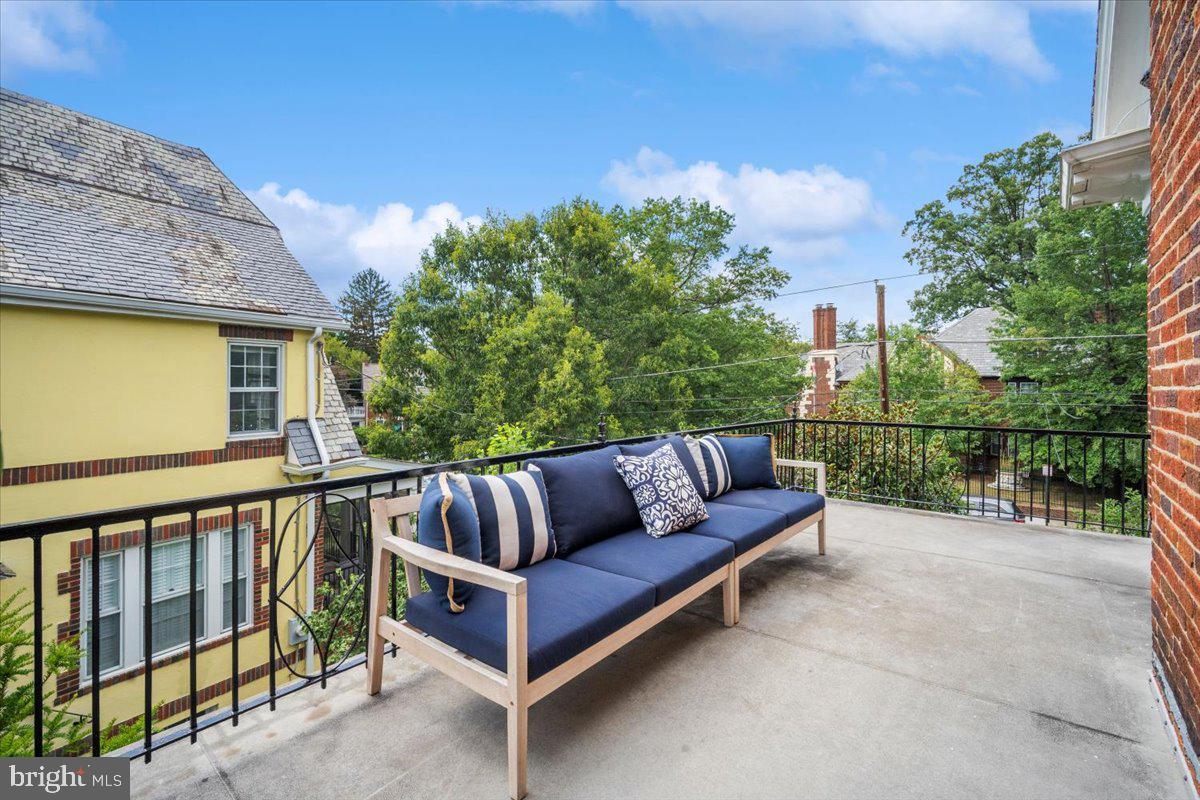 Real estate listing preview #38