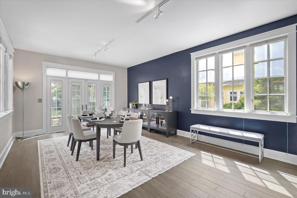 Real estate listing preview #15