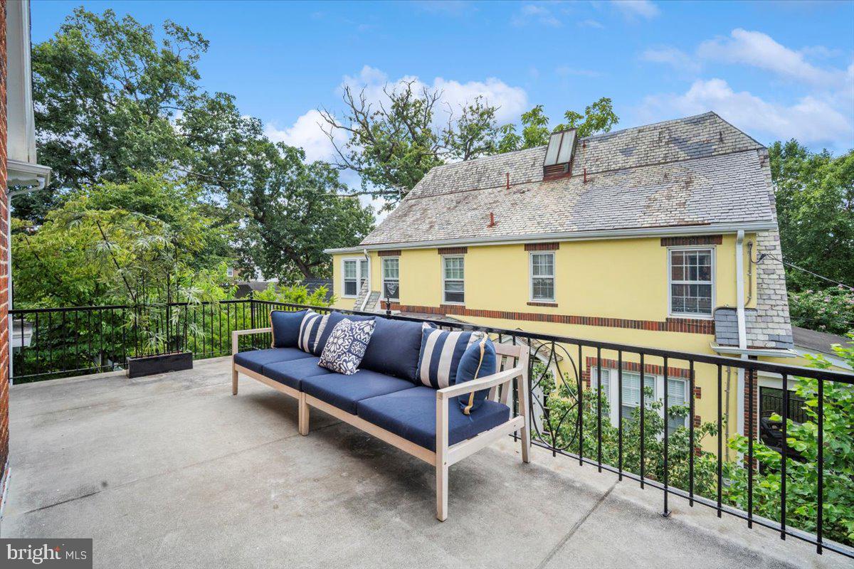 Real estate listing preview #37