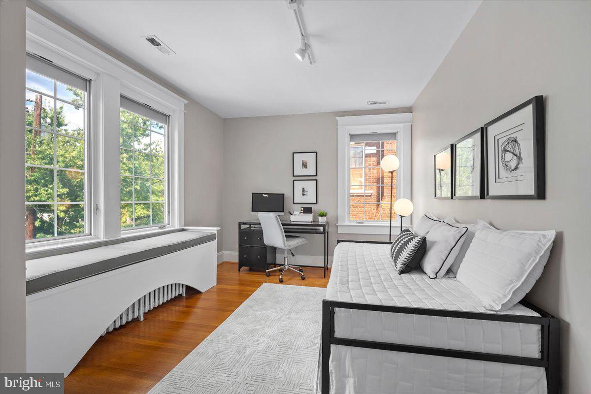 Real estate listing preview #40