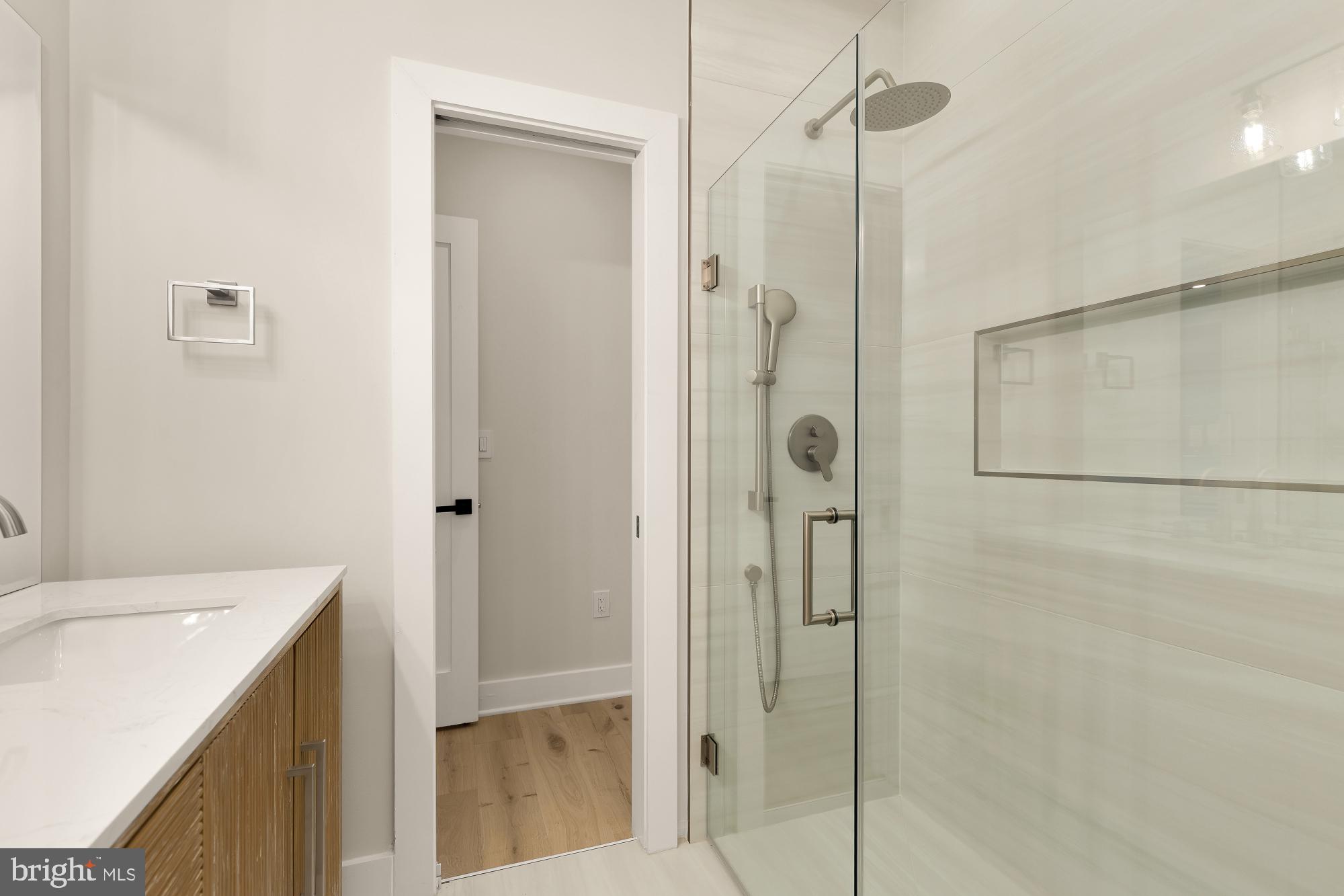 Real estate listing preview #52