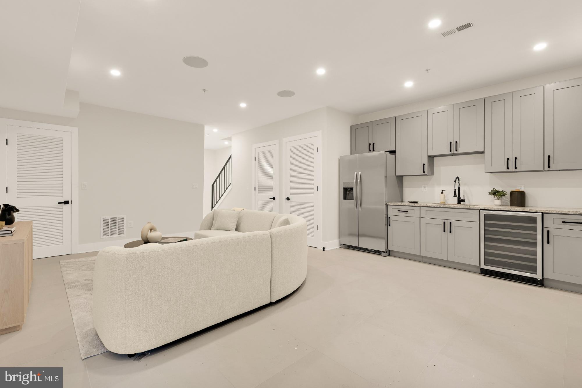 Real estate listing preview #59