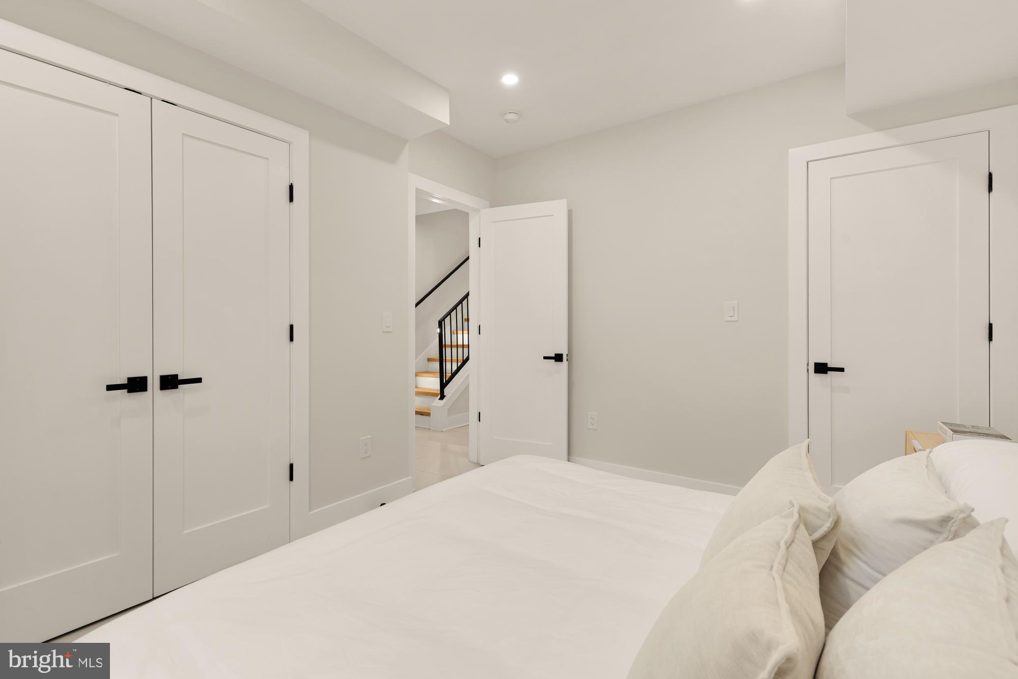 Real estate listing preview #65