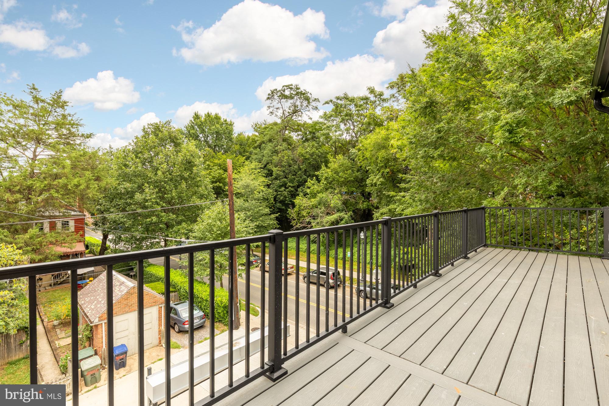 Real estate listing preview #36