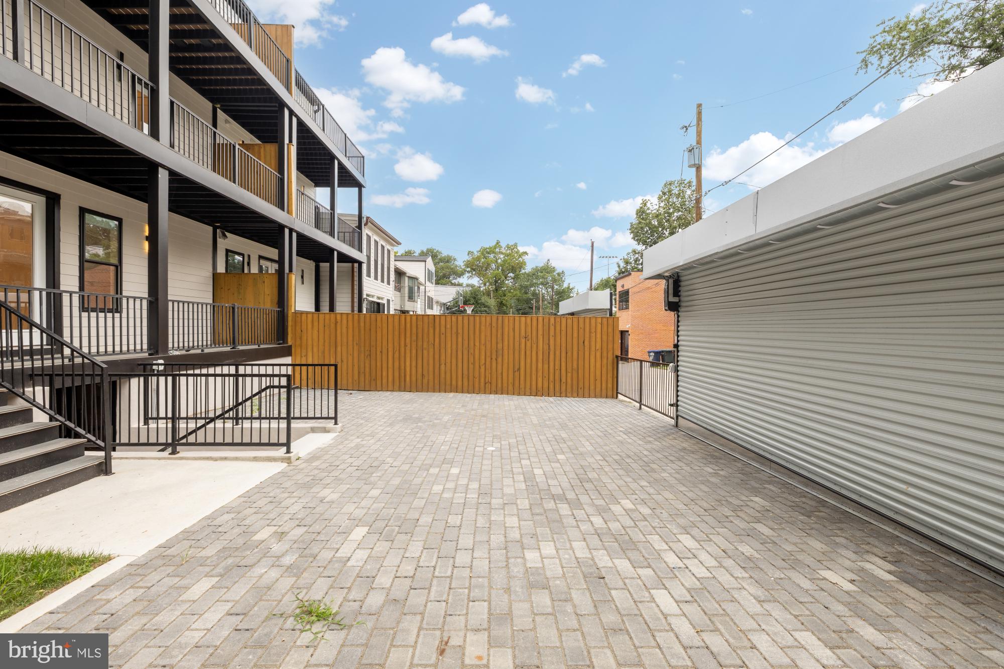 Real estate listing preview #71