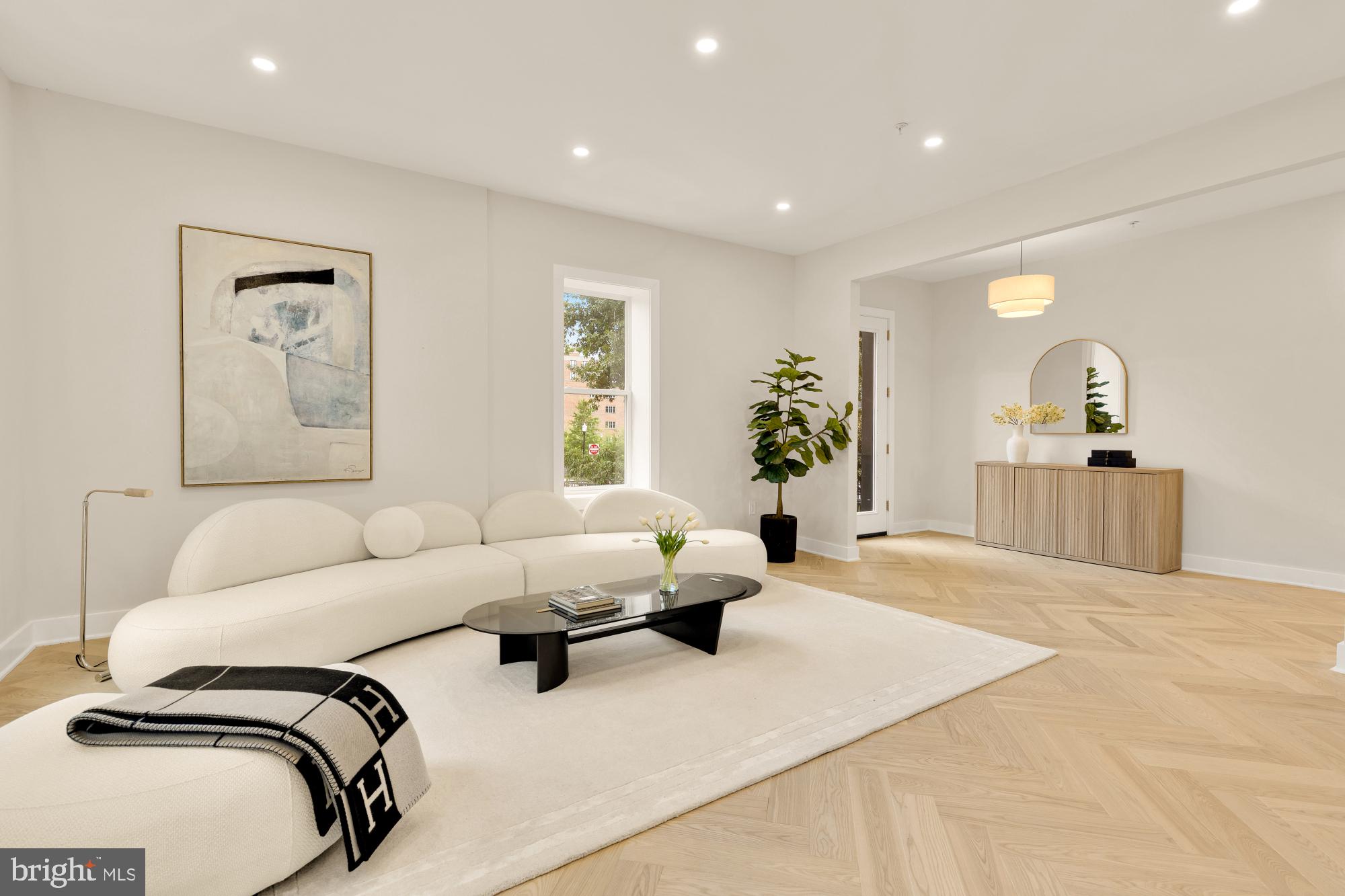 Real estate listing preview #7