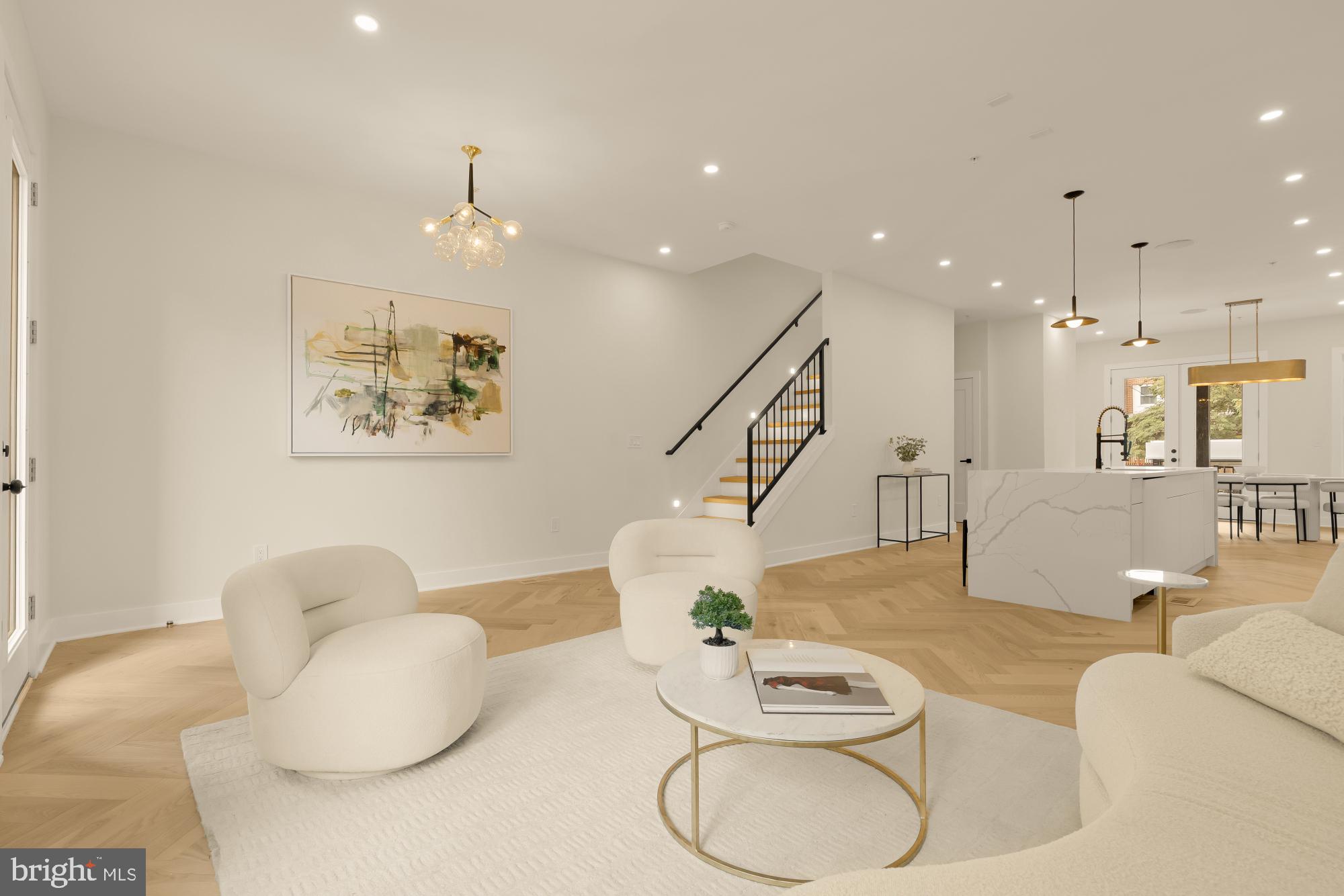 Real estate listing preview #10