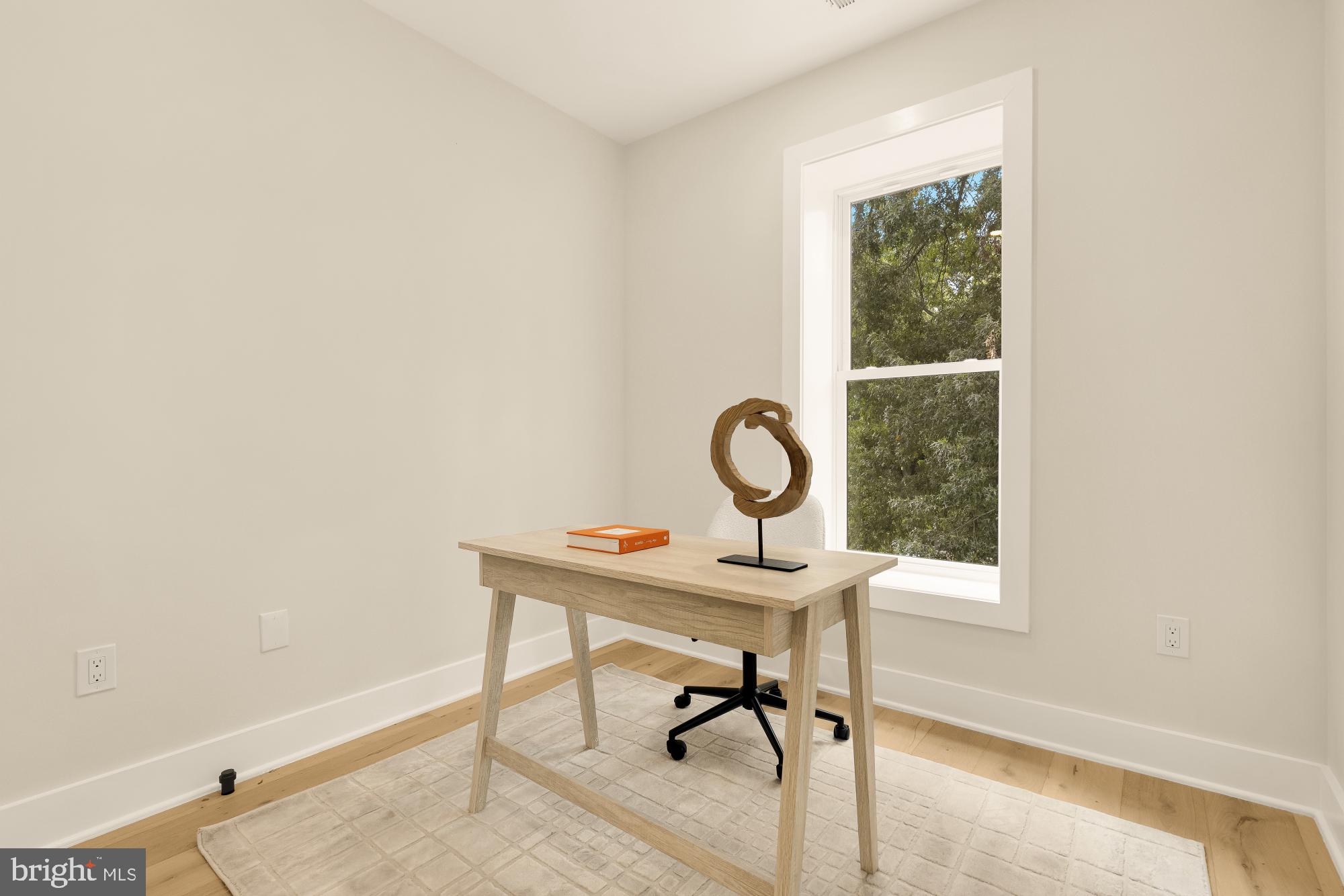 Real estate listing preview #38