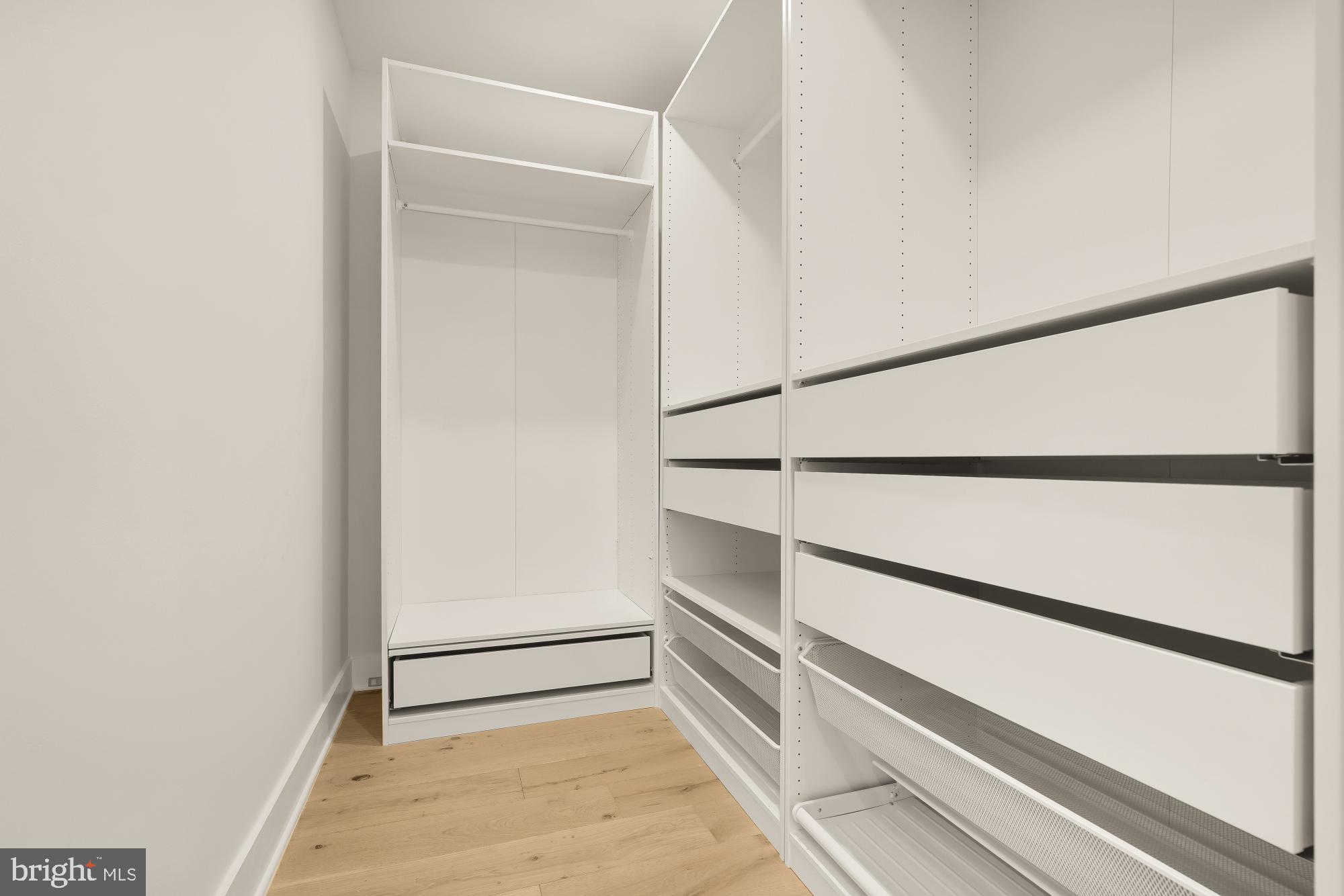 Real estate listing preview #36