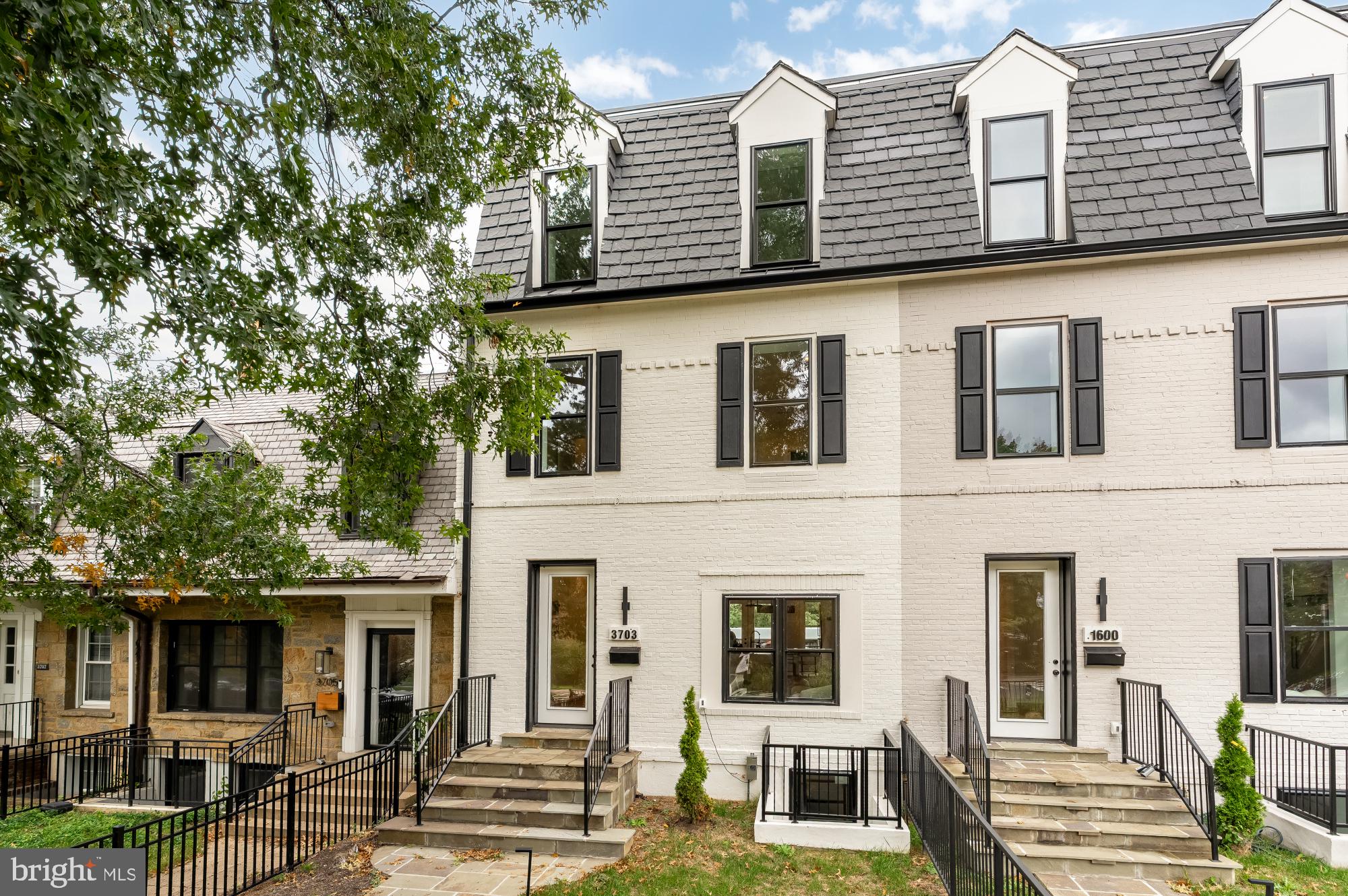 Real estate listing preview #2