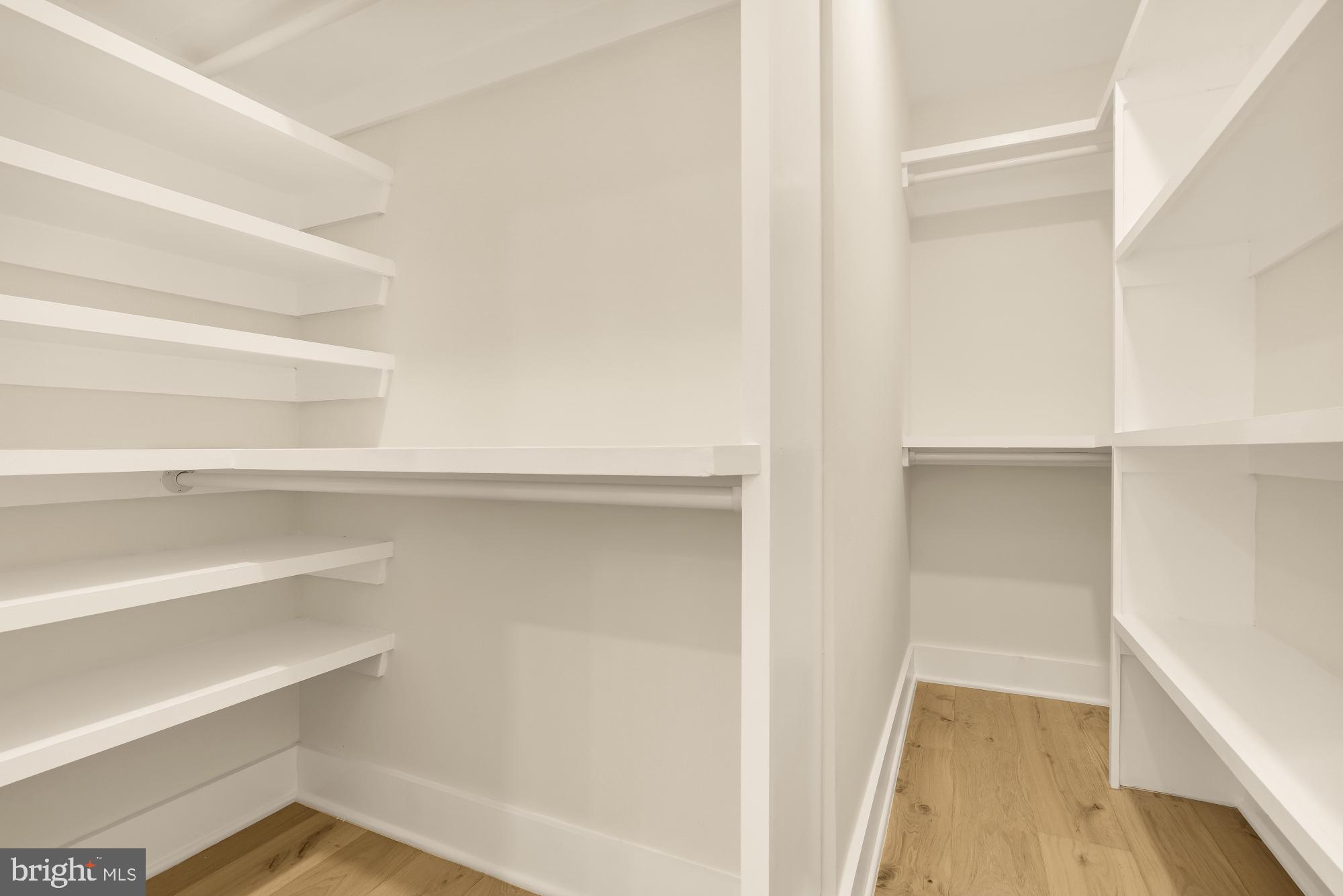 Real estate listing preview #42