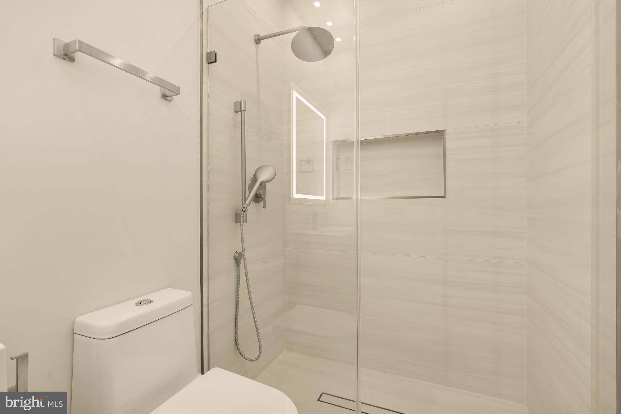 Real estate listing preview #44