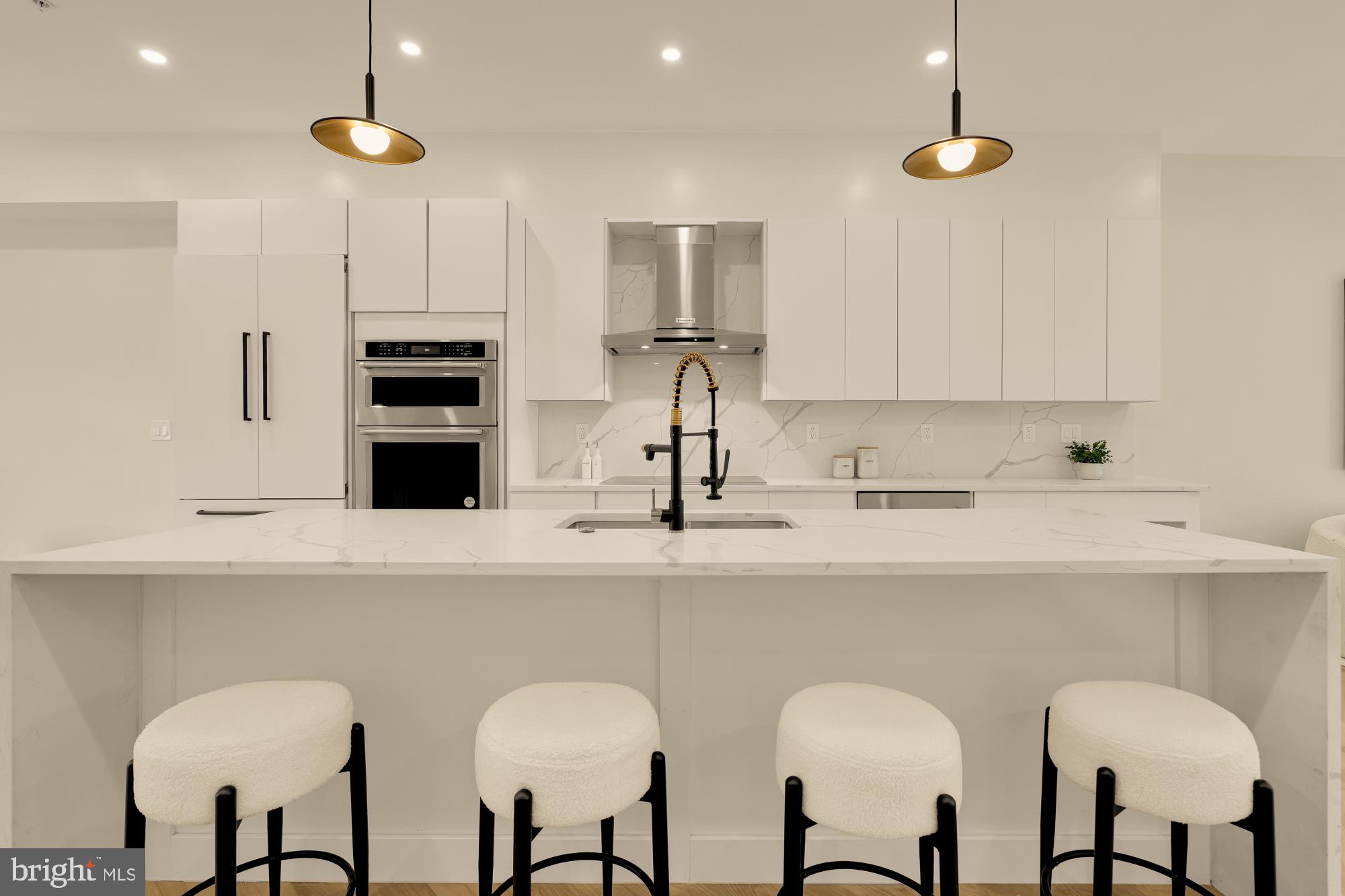 Real estate listing preview #13