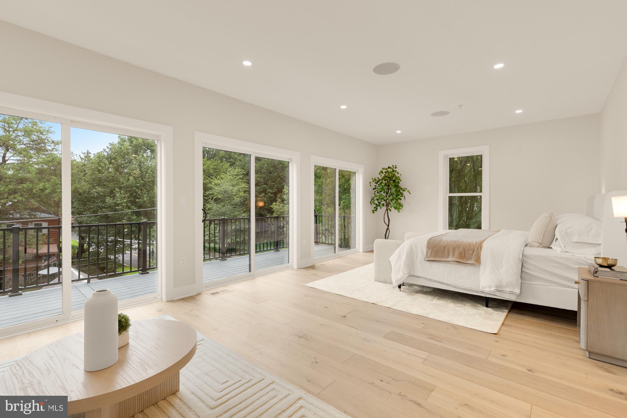 Real estate listing preview #24