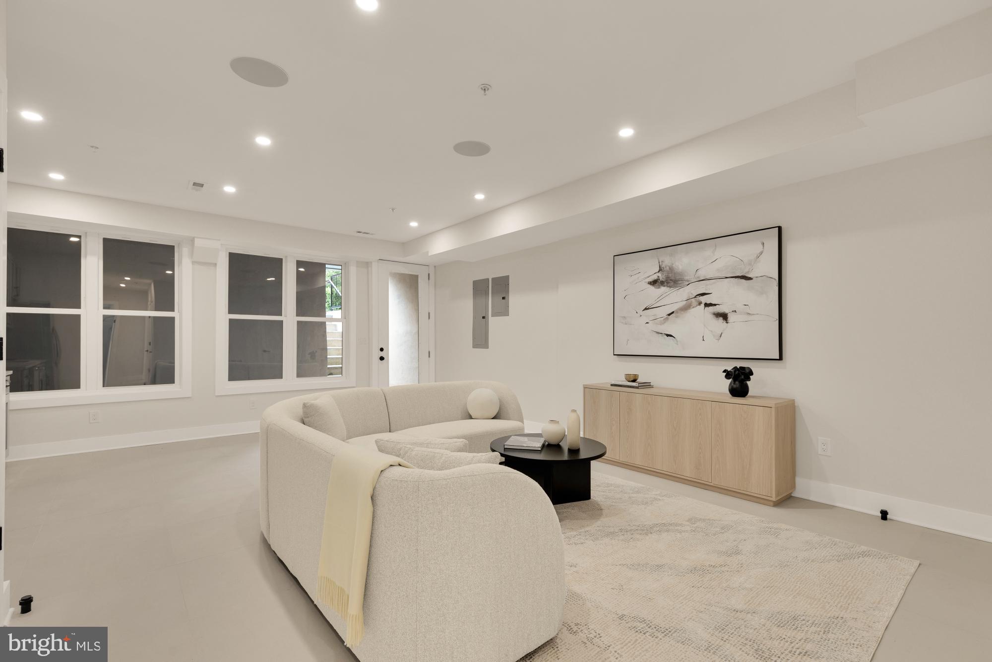 Real estate listing preview #49