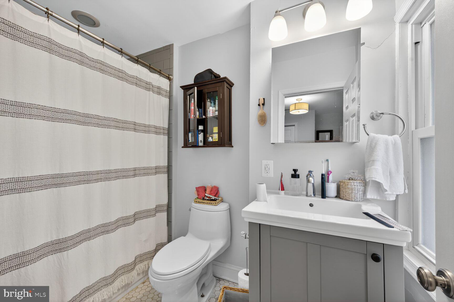 Real estate listing preview #37