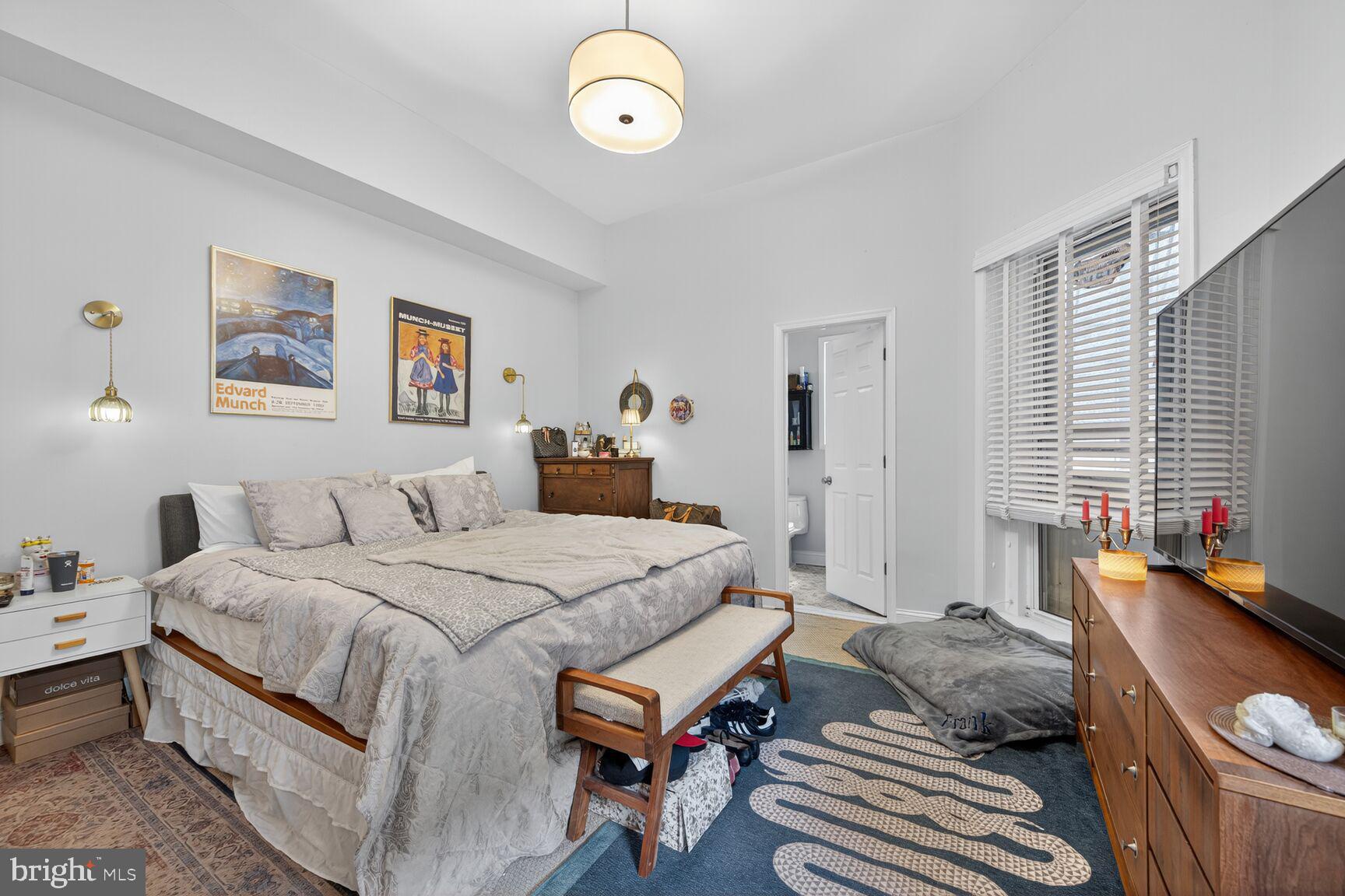 Real estate listing preview #17