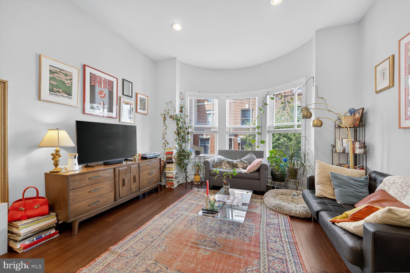 Real estate listing preview #12