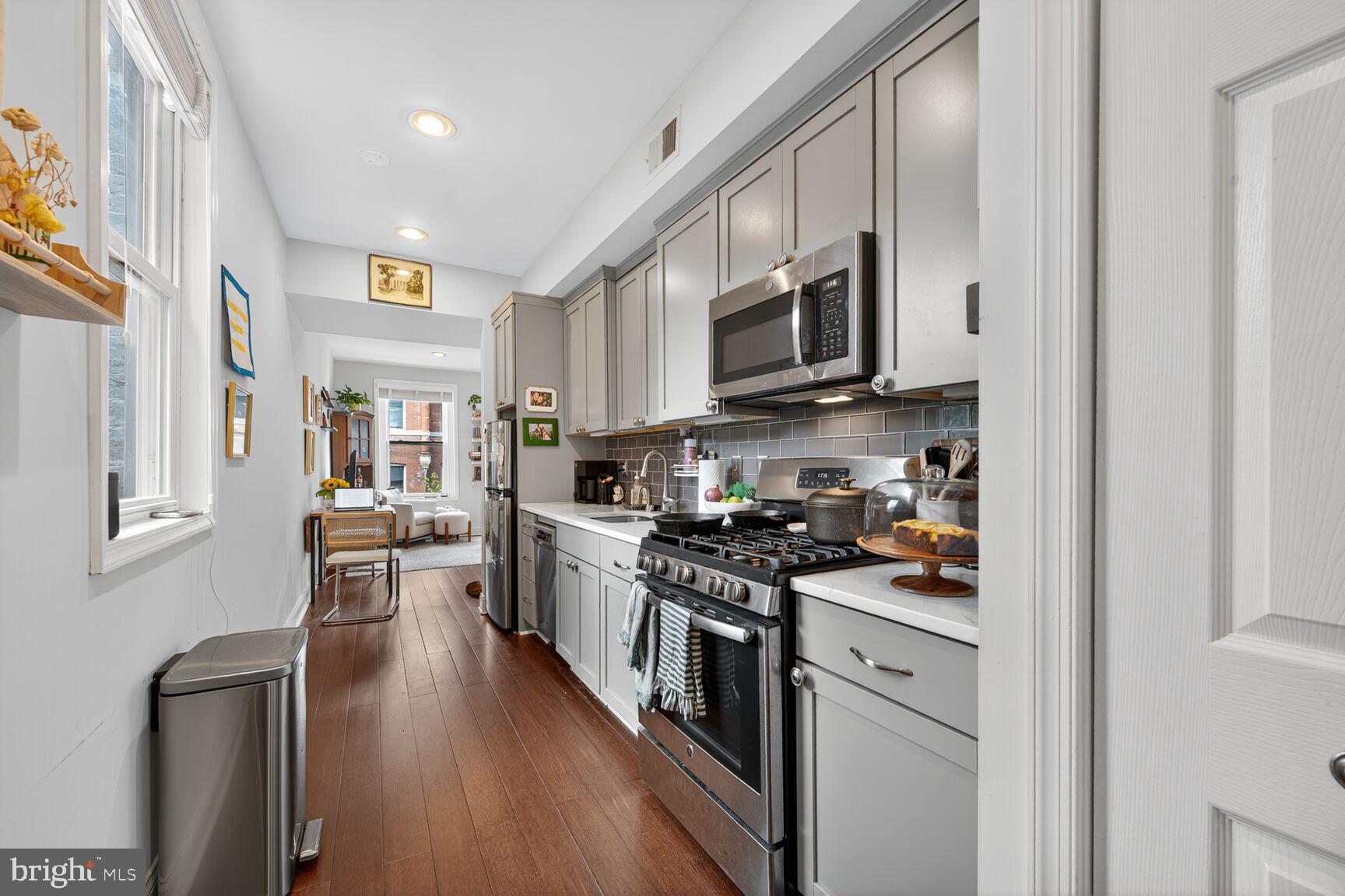 Real estate listing preview #23