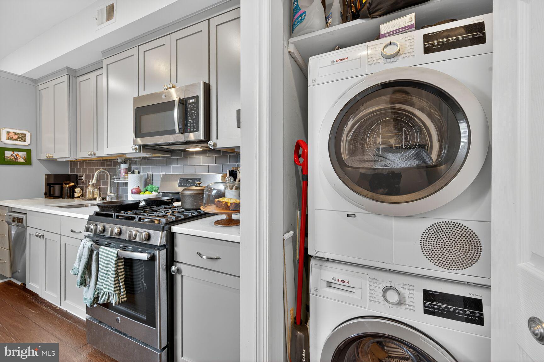 Real estate listing preview #24