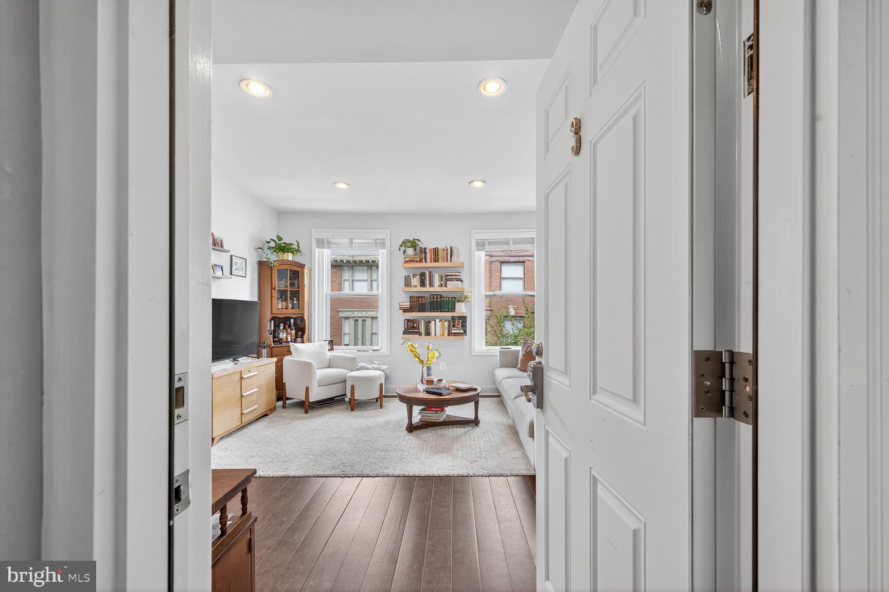 Real estate listing preview #19