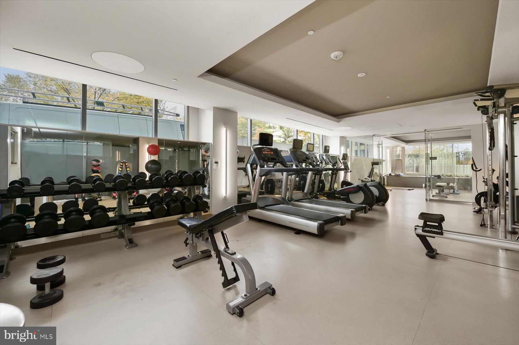 Real estate listing preview #32