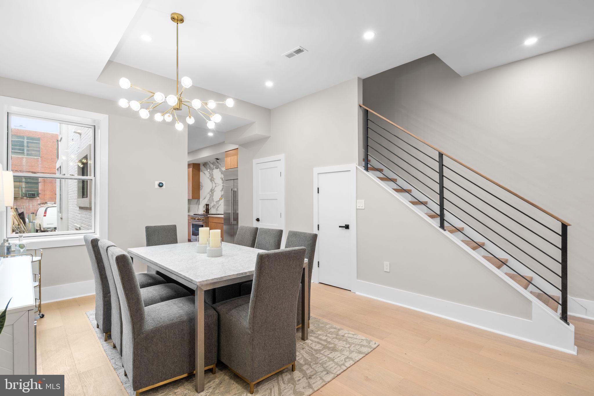 Real estate listing preview #14