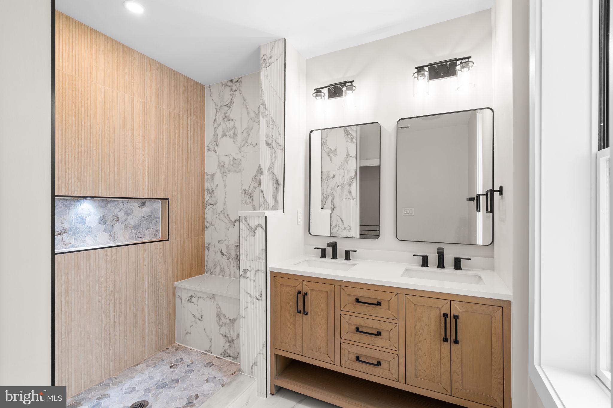 Real estate listing preview #24