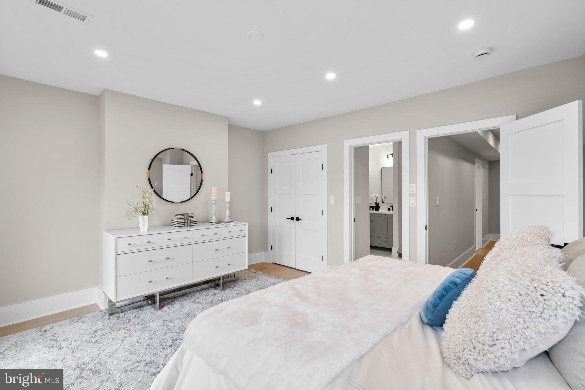 Real estate listing preview #27