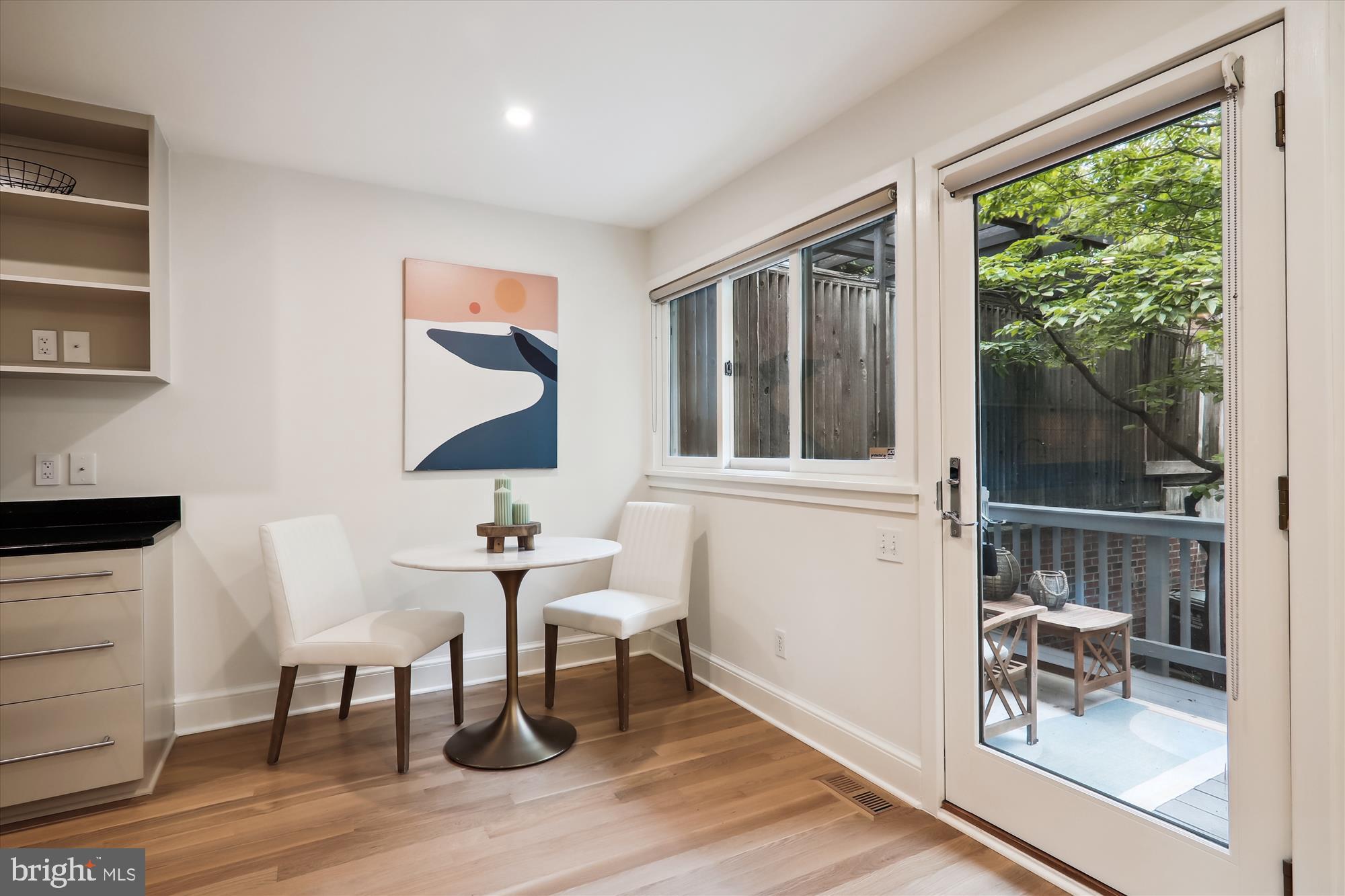 Real estate listing preview #6