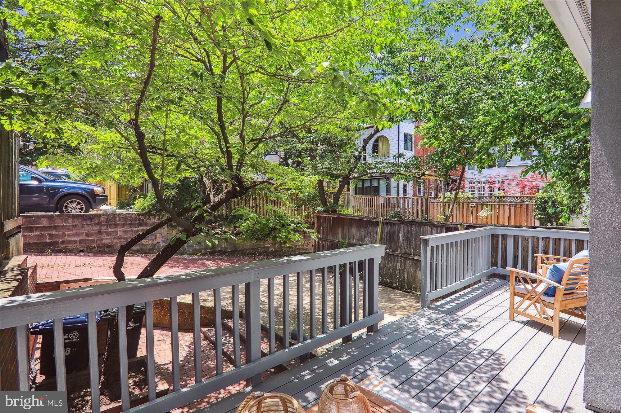 Real estate listing preview #8