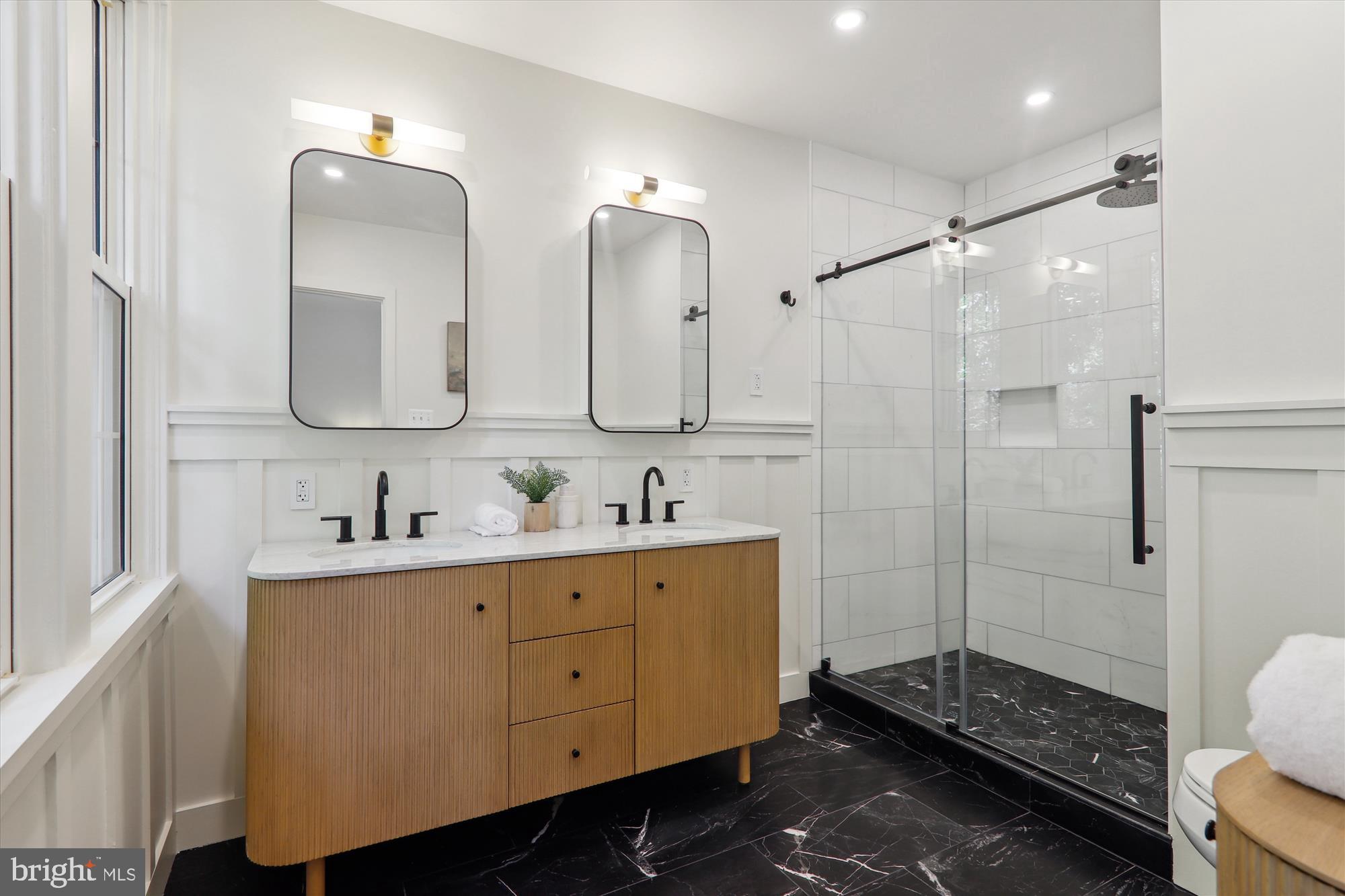 Real estate listing preview #11