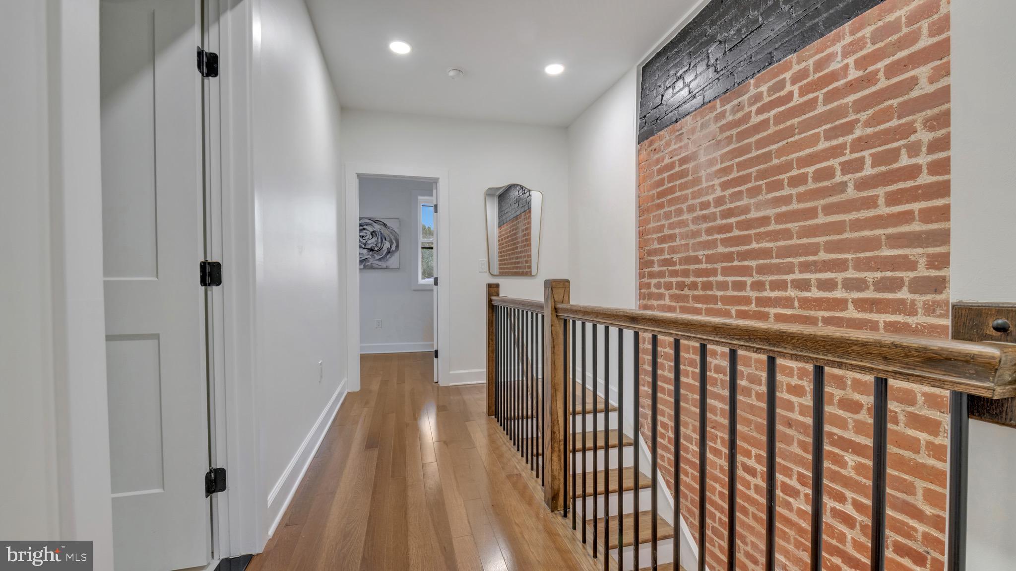 Real estate listing preview #30