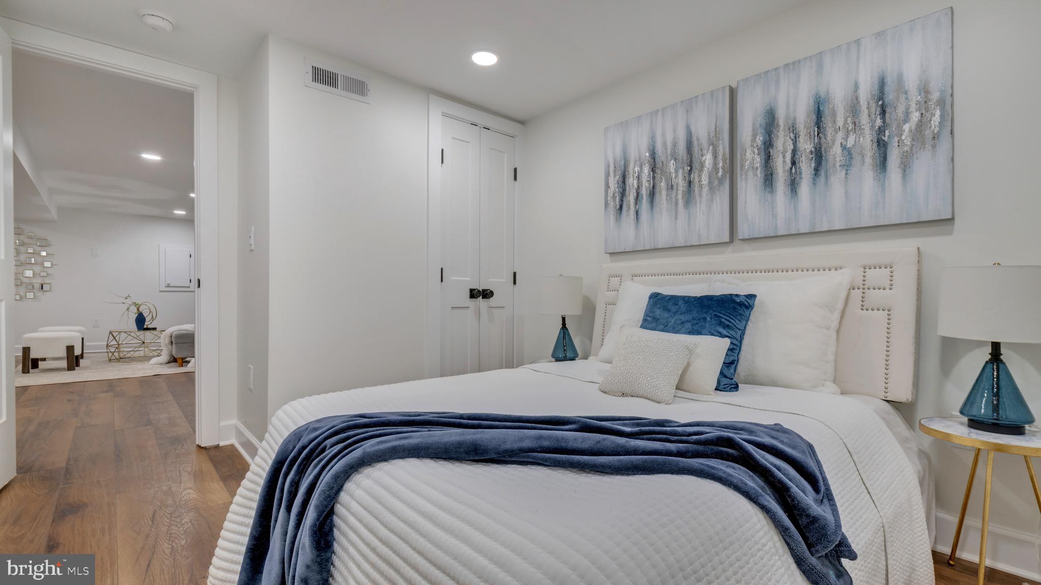 Real estate listing preview #64