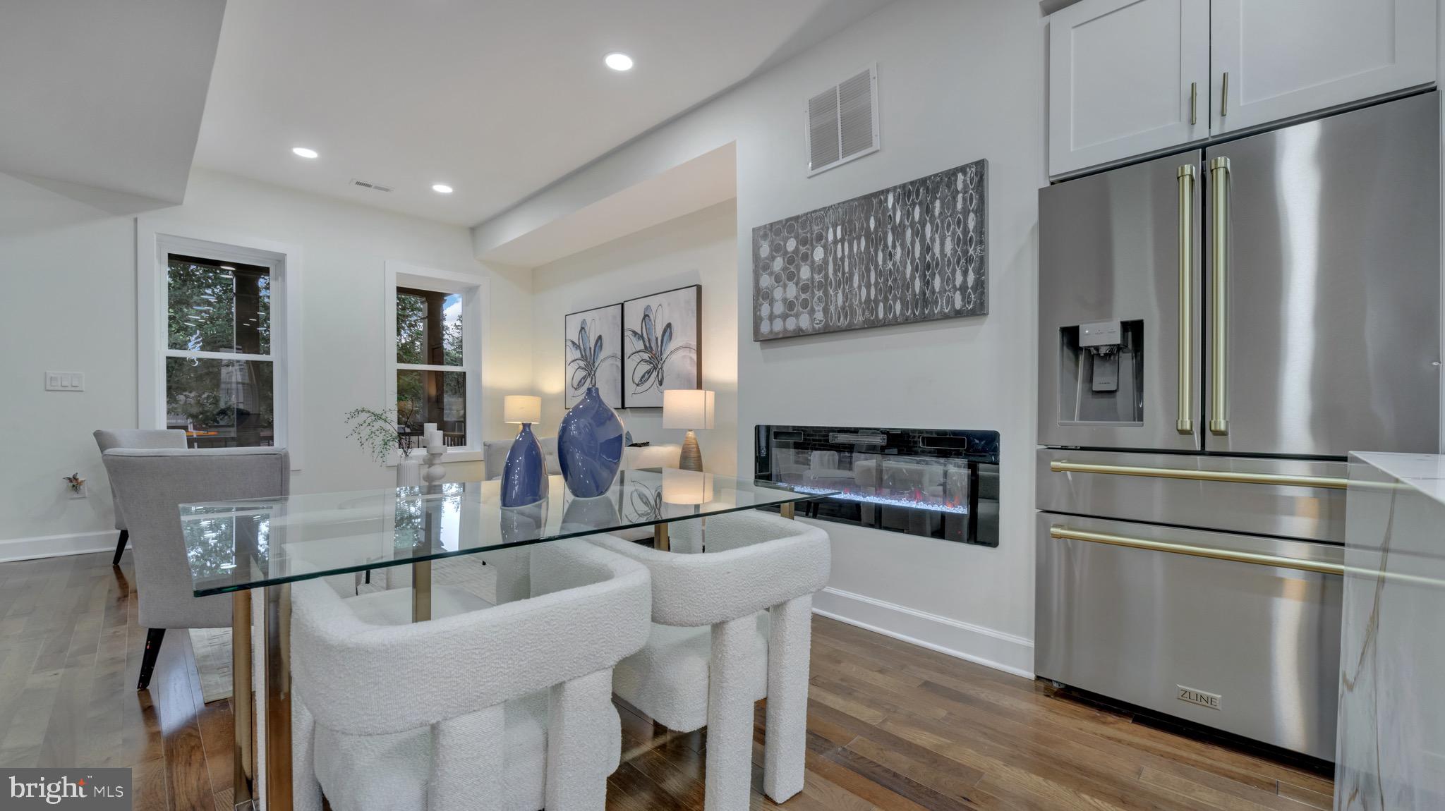 Real estate listing preview #13