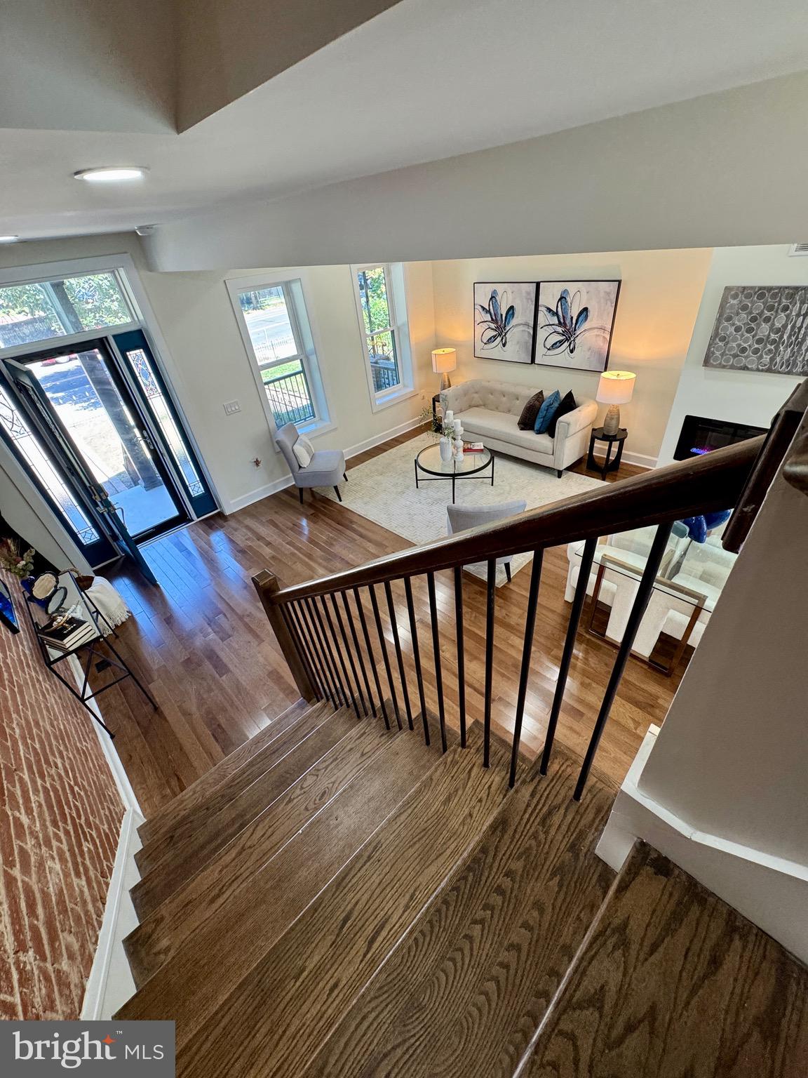 Real estate listing preview #1