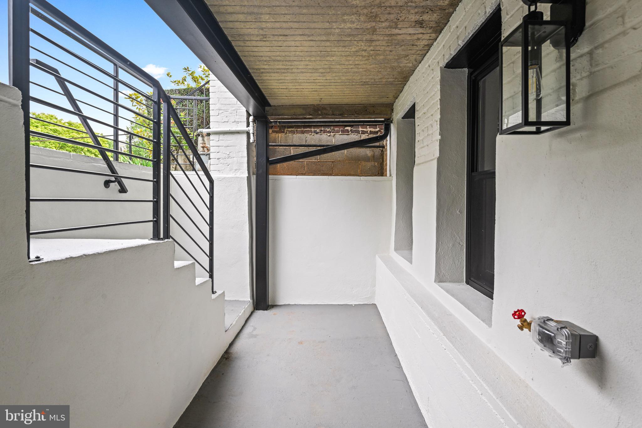 Real estate listing preview #48