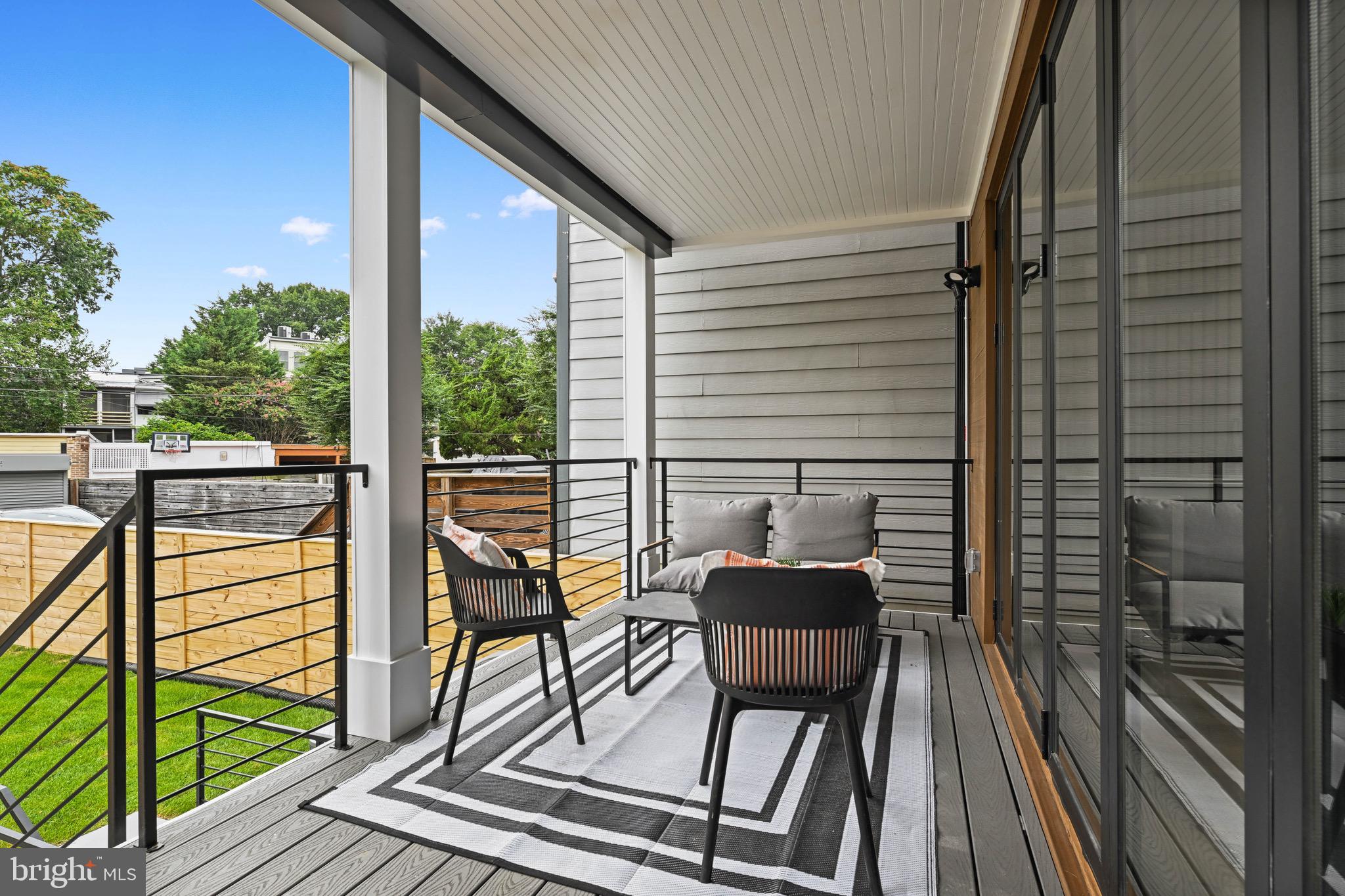 Real estate listing preview #17