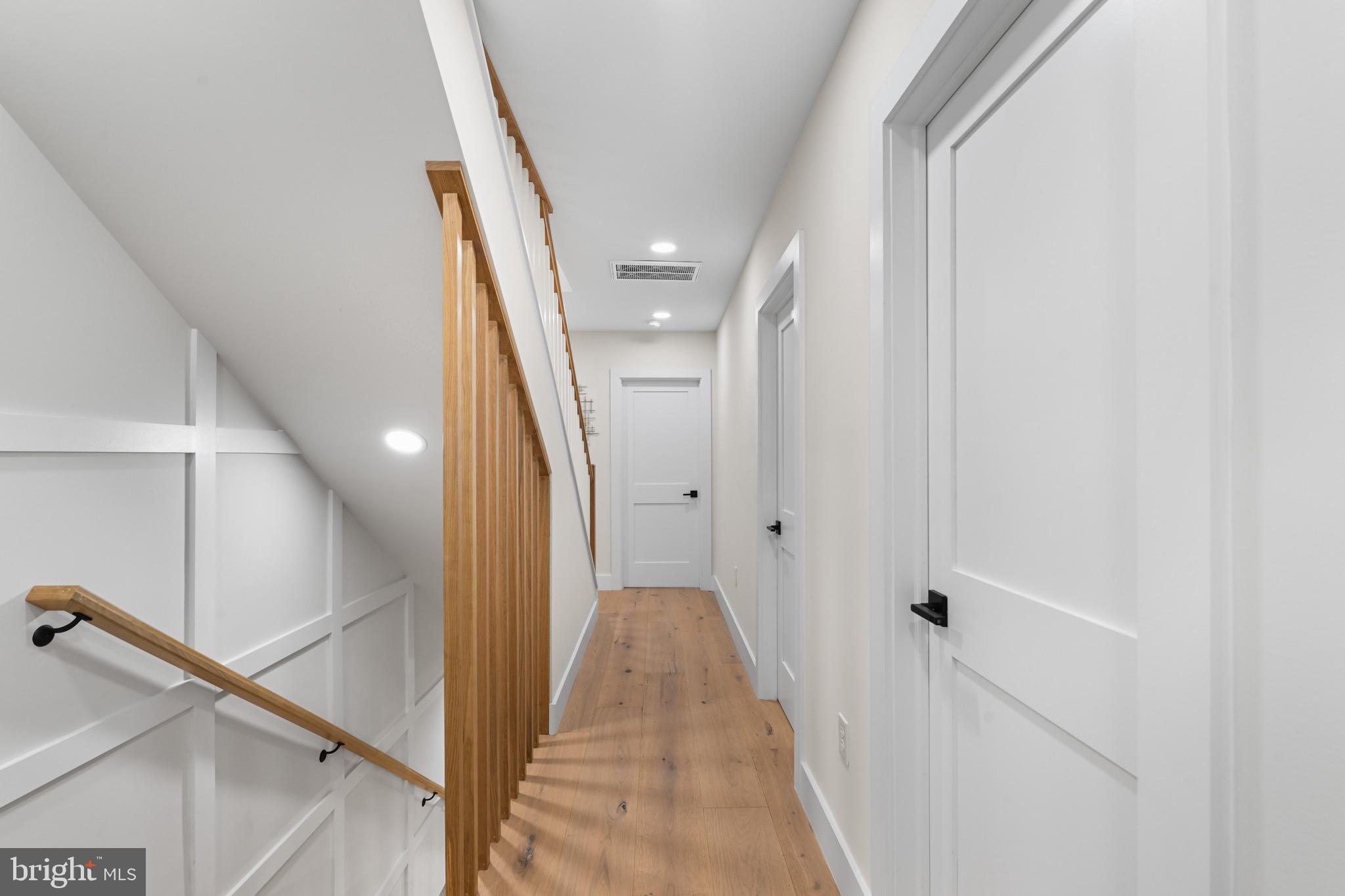 Real estate listing preview #18