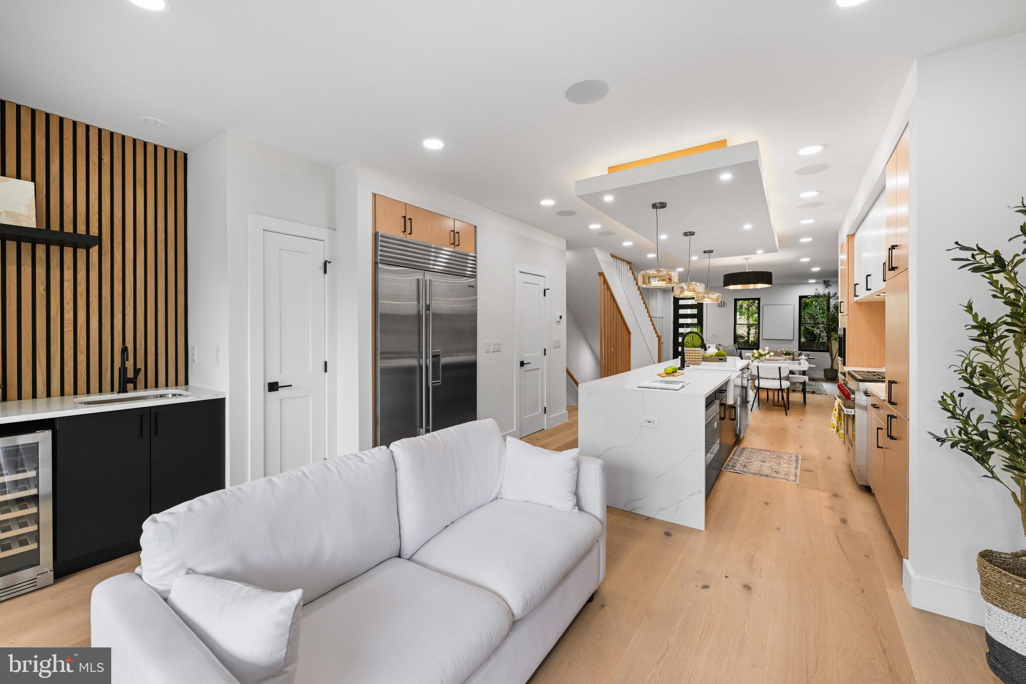 Real estate listing preview #13